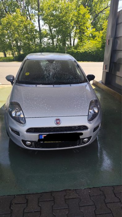 Vând fiat punto multi jet