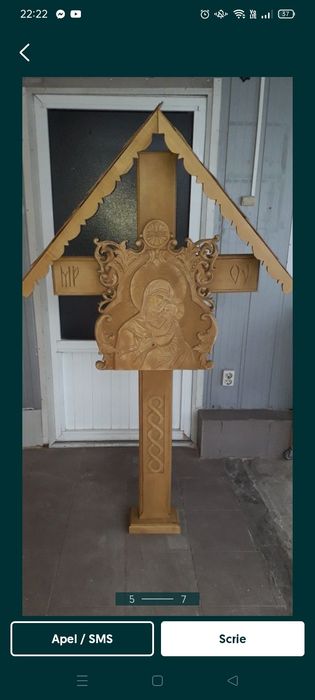 Troița lemn sculptata