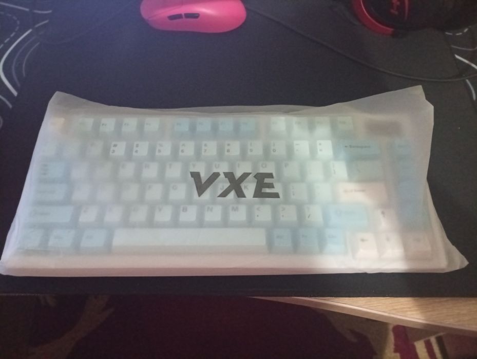 Продам игровую клавиатуру