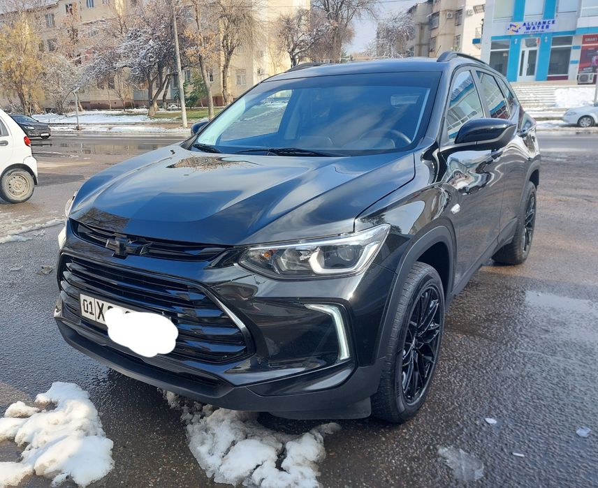 Продаю срочно трекер Лс. Своя. В отличном состоянии