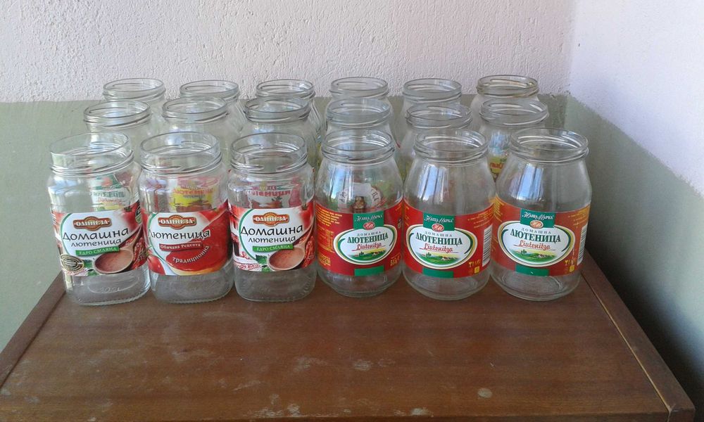 Стъклени буркани за зимнина