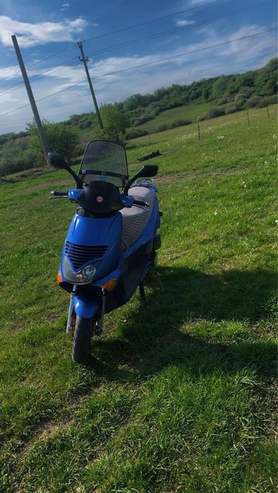 Vand scuter aprilia leonardo
