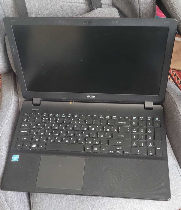Ноутбук Acer (модель Aspire ES1-531)