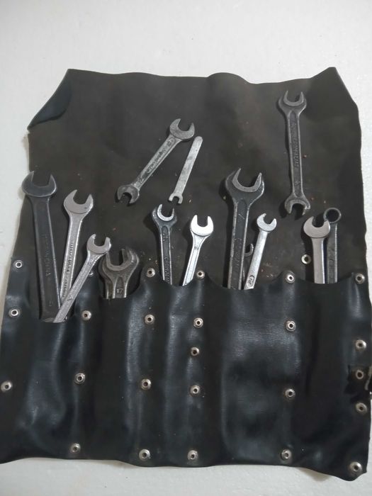 lichidare gospodarie TV nou,adidasi noi,multe scule etc etc