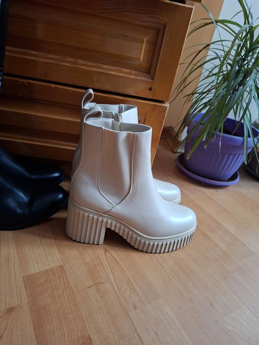 Нови ботуши по 50лв