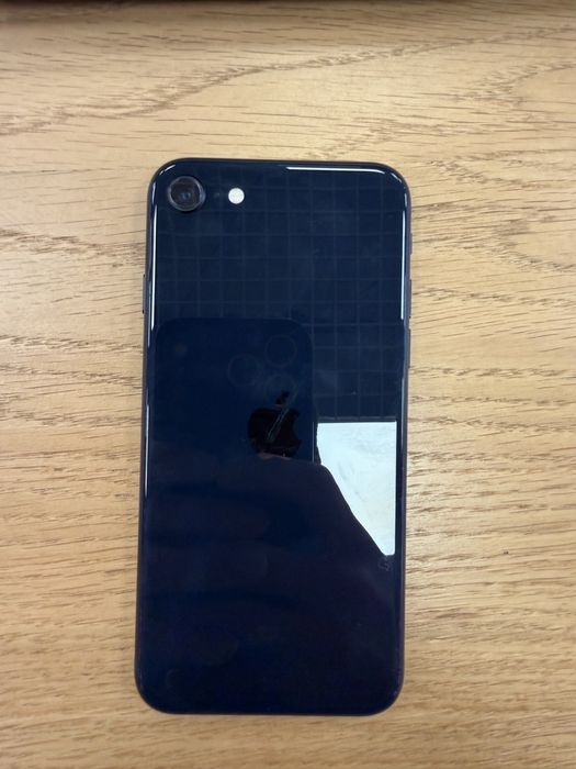 Новый Iphone se 2022 64gb 100%