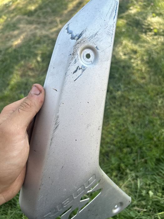 carenă laterală pentru BMW R1300GS