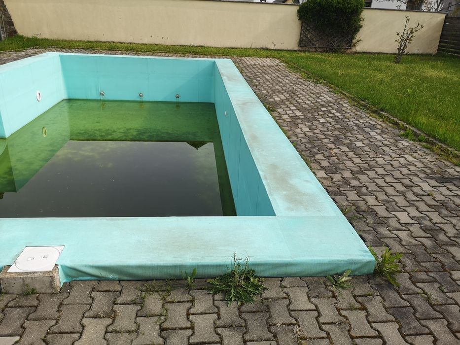 Spălăm pavaje curți garduri fațada acoperis