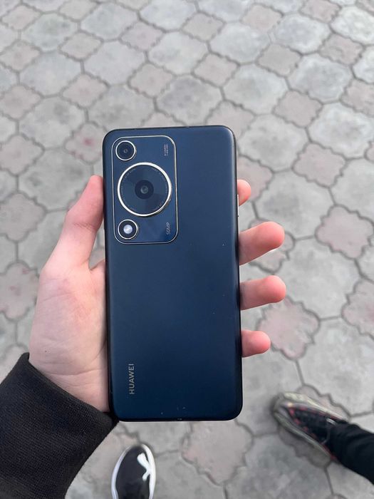 Huawei y72s в хорошем состоянии