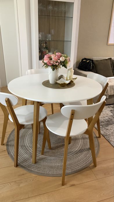 Кухненска маса JEGIND Ø105 бяло и  4 стола Кухненски стол JEGIND бял