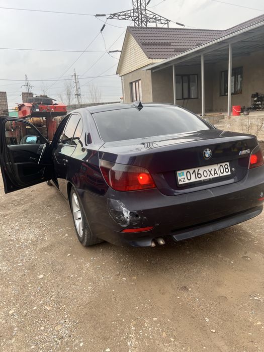 Продам БМВ е60 срочно
