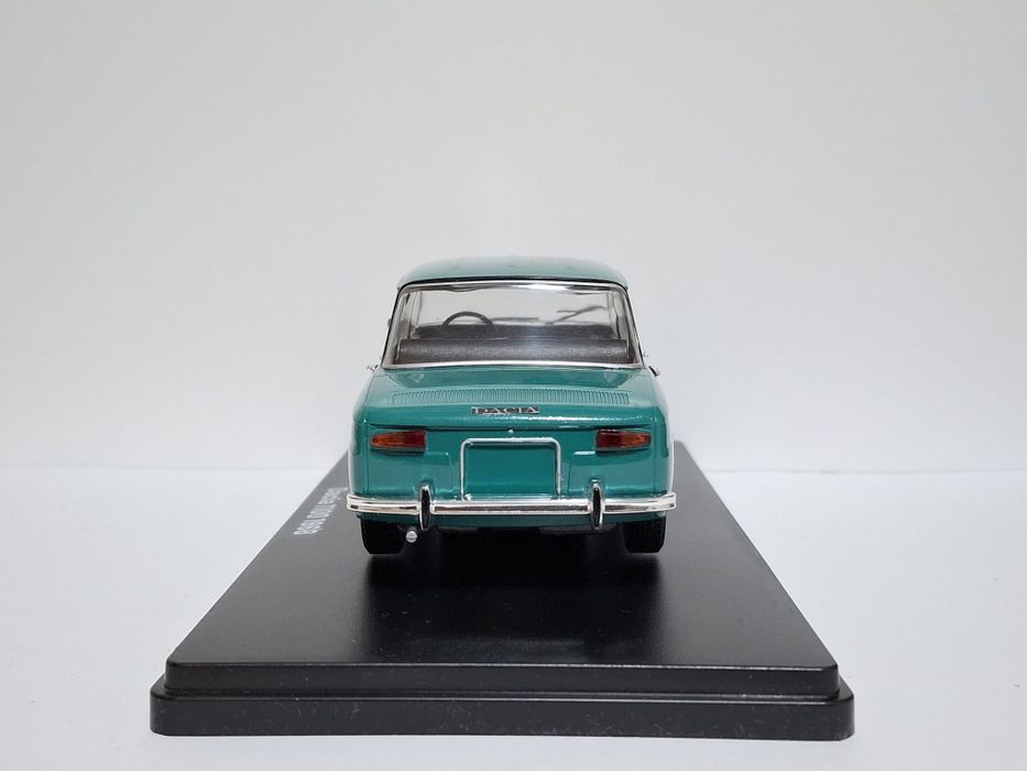 macheta dacia 1100 1:24 verde 57 hachette
