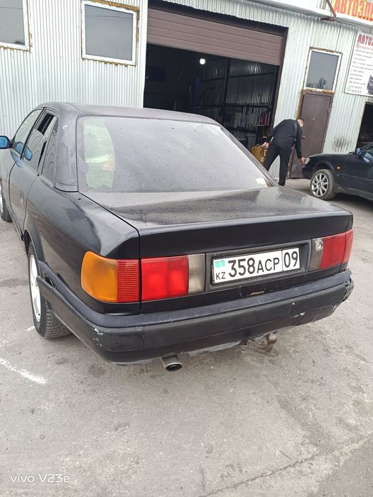 Продам Ауди 100. 2,0 л моновпрыск