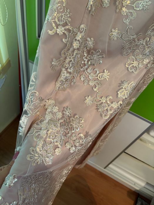 Официална бална рокля