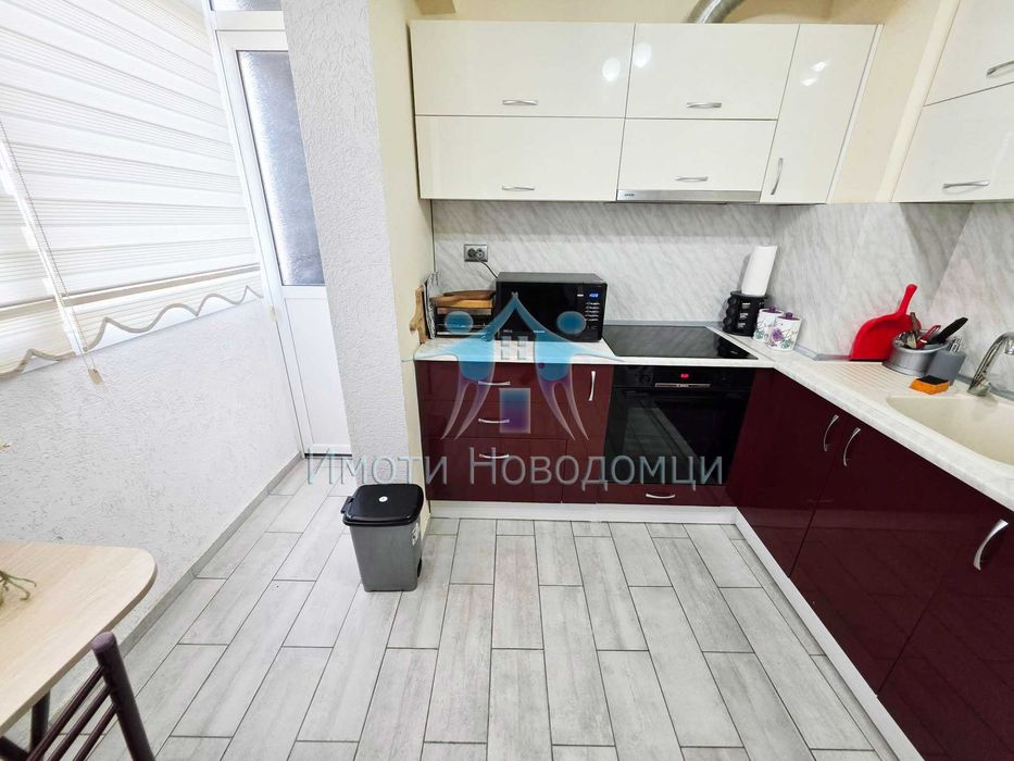 Продава се двустаен  апартамент в гр.Шумен, кв.Добруджански - снимка 2