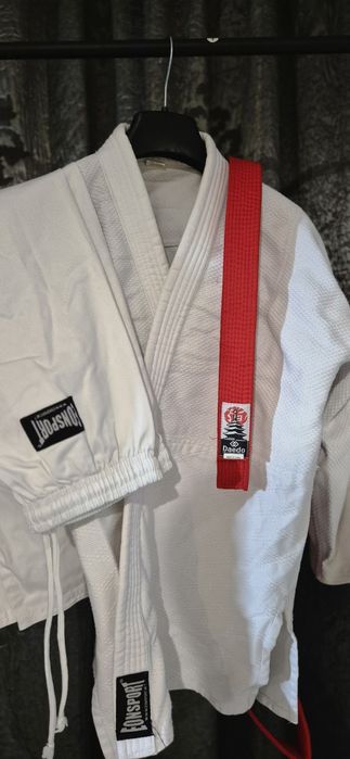 Кимоно за бойни изкуства