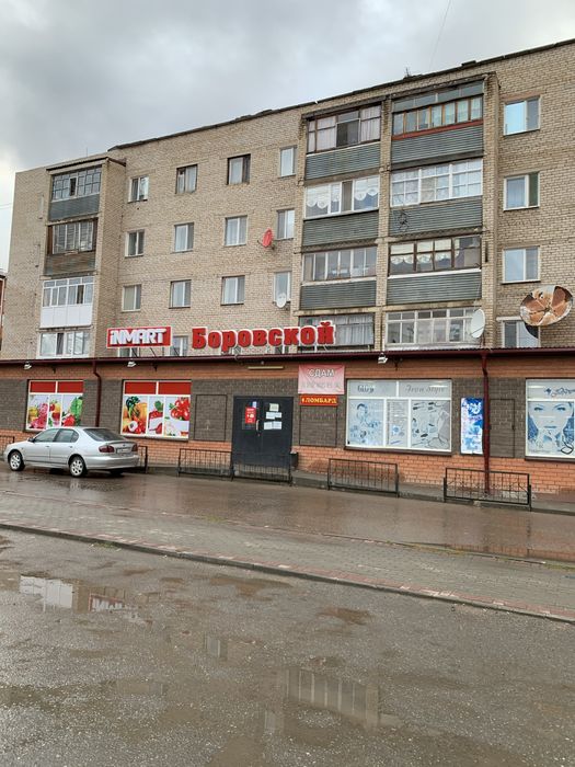 Площадь под бутик в маг. Боровской