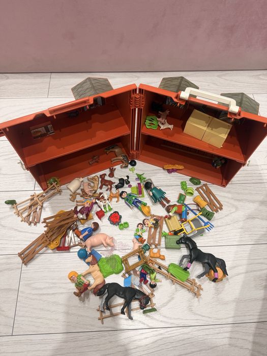 3 playmobil , superbe , toate piesele !