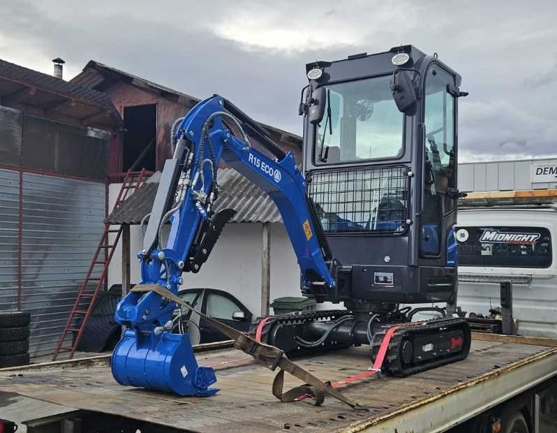 Inchiriez Mini-excavator 1.5t – Gamă completă accesorii (Picon, Sfredel, Gheară)