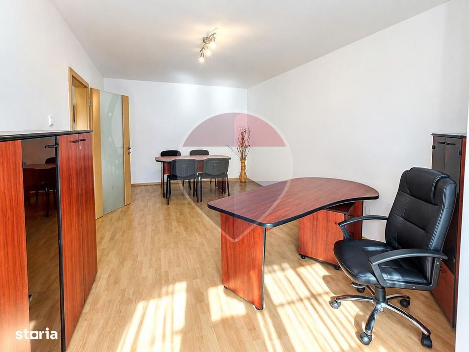 Apartament cu 2 camere de închiriat în zona Centrul Civic