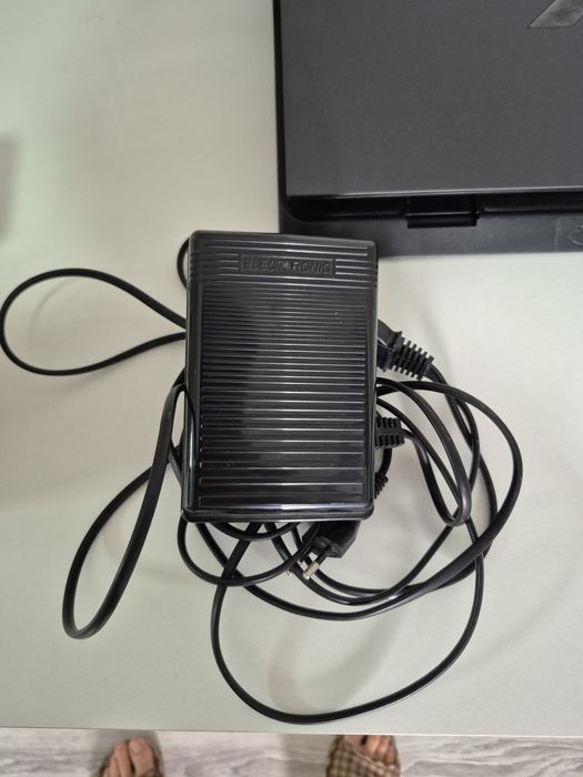 Швейная машина Janome 2049S