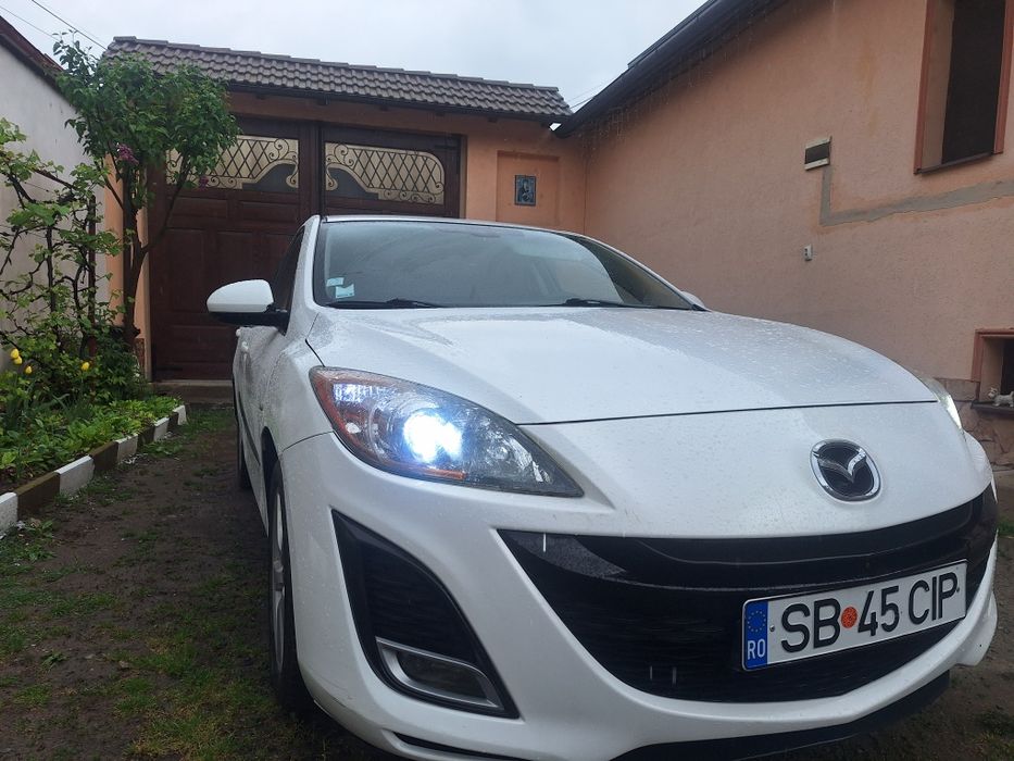 Vand  Mazda 3  an 2010