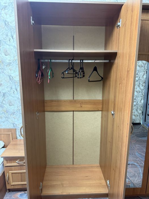 Спальный гарнитур