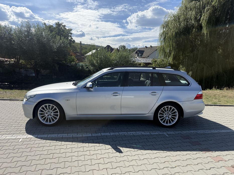 BMW  SERIA 520d E61
