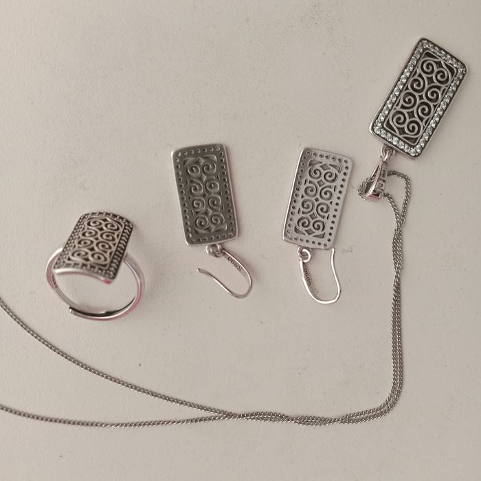 Серебро комплект продам