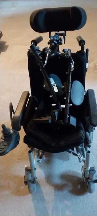 продам элекро инвалидную коляску