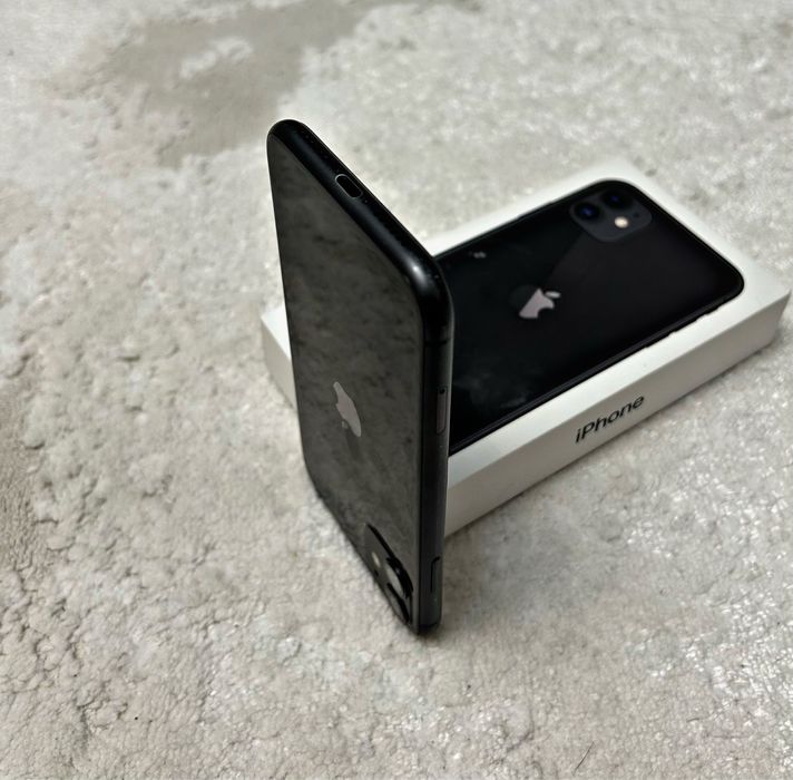  iPhone 11 /64GB/ akb 79%