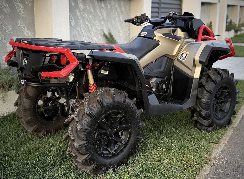 Can am outlander xmr 1000 R