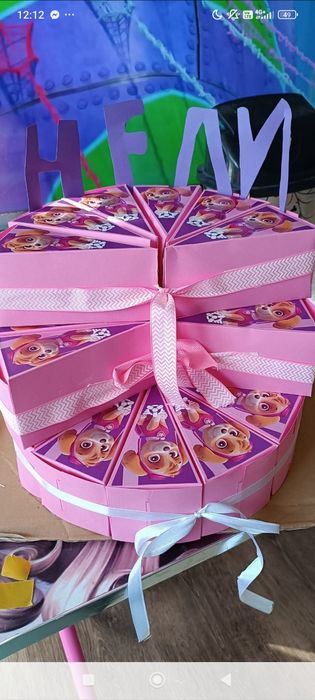 Изработка на парти украса,картонени торти и арки