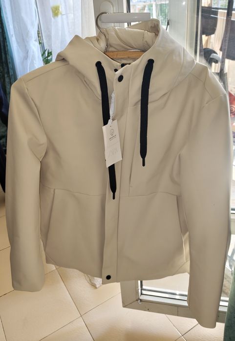 Зара Zara  Technikal hooded jasket