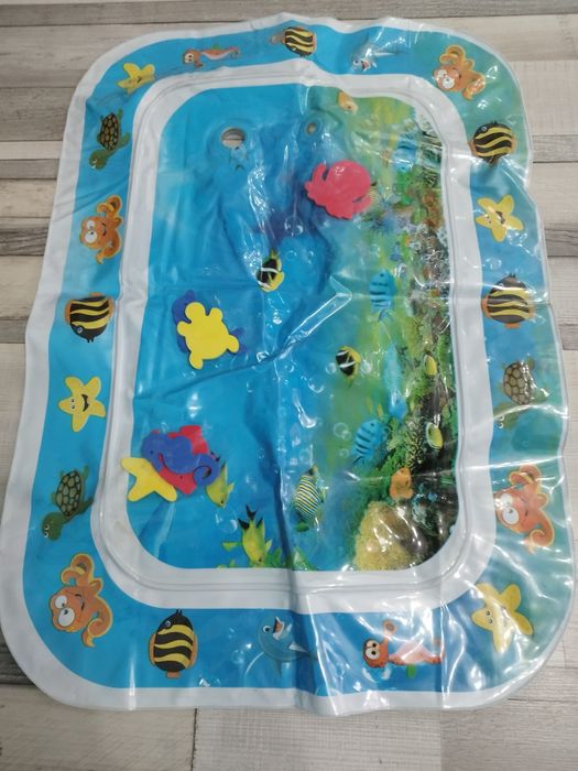 Водна гимнастика за бебе/Baby water