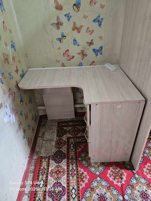 Продам кровать шкаф стол 3в1