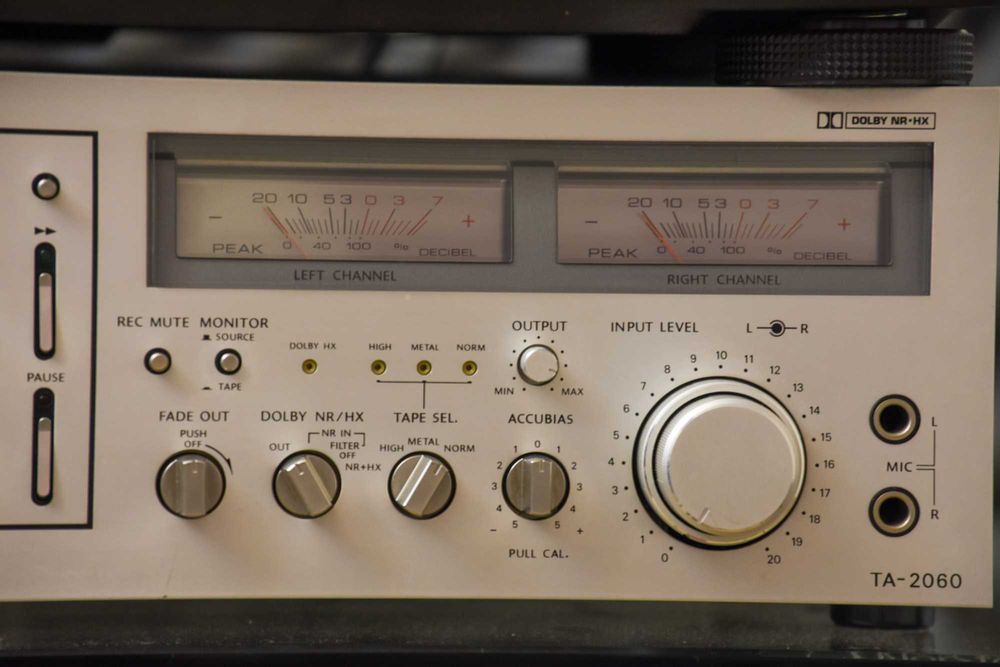 Дек  ONKYO TA-2060