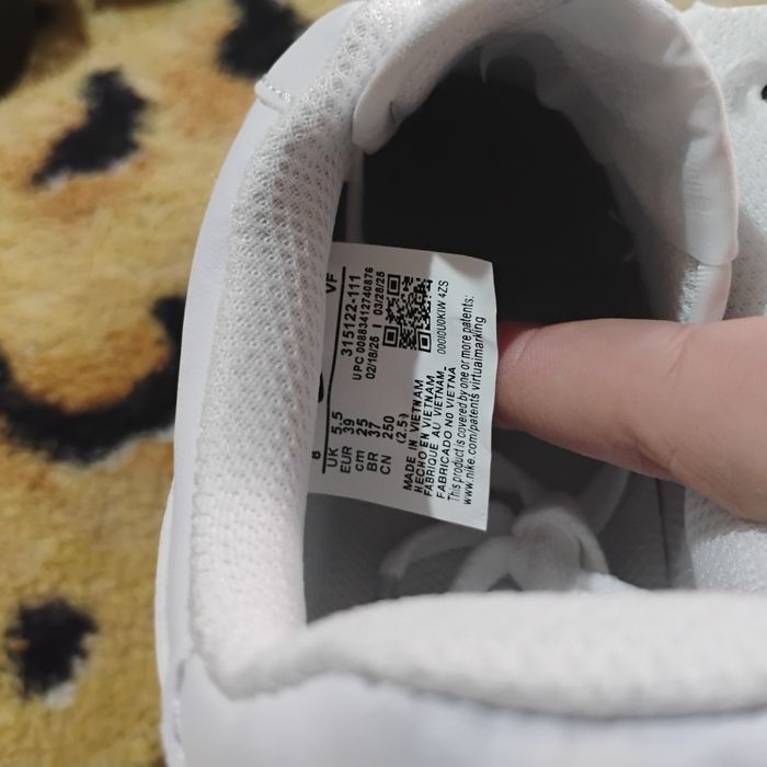 Vând Nike Air force 1s