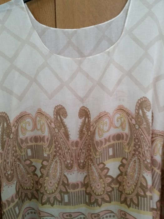 Блузи нови, свежи, красиви и парео-ххл-Намалени!