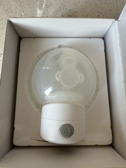 Портативный механический молокоотсос, работает отлично