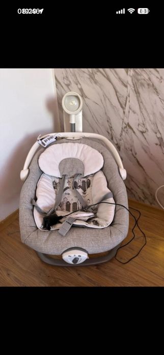 Leagăn bebe cu diferite funcții