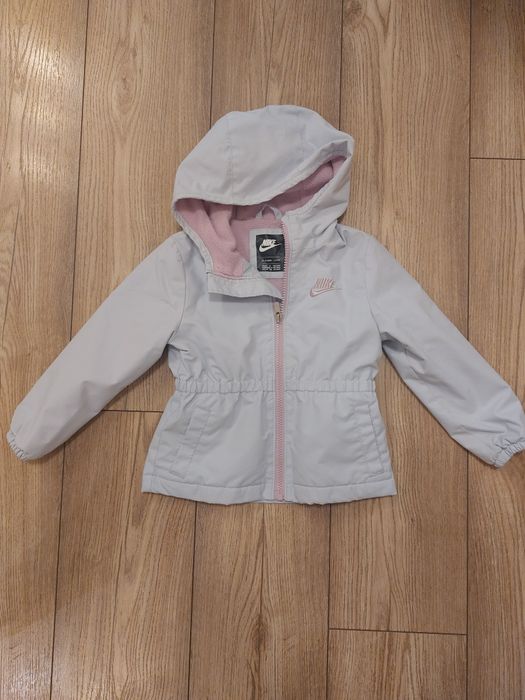 Яке найк пролет/есен