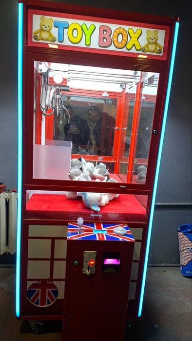 Xvatayka, o'yinchoq aparat sotiladi