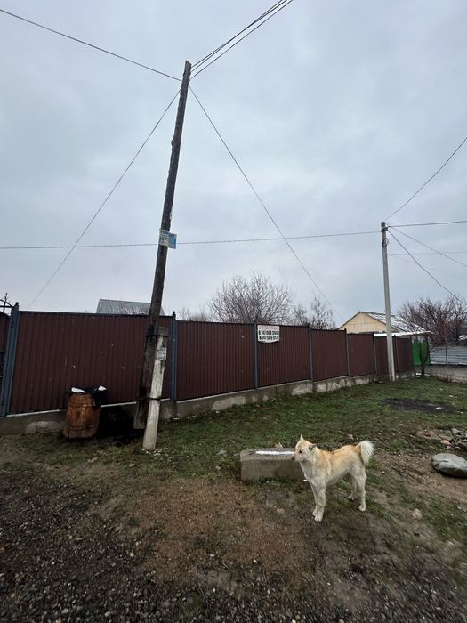 Продам участок………………………………………………………………………………………………………………………………………………..