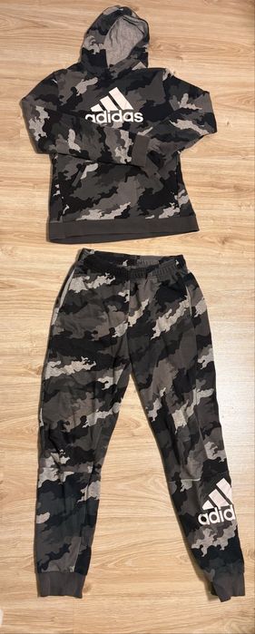 Екип Adidas от 3 части, размер S