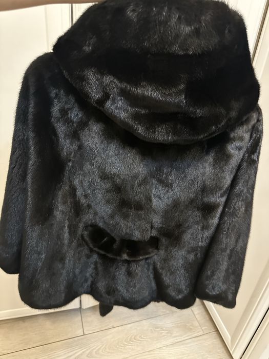 Продам шубу Black Nafa