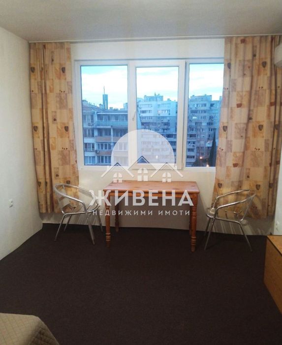 Дава се под наем Четиристаен апартамент в Варна, Център - 120 кв.м за 790 € - Снимка #10