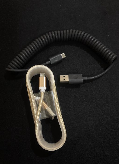 USB b два различни вида  Цена за брой - 2 €