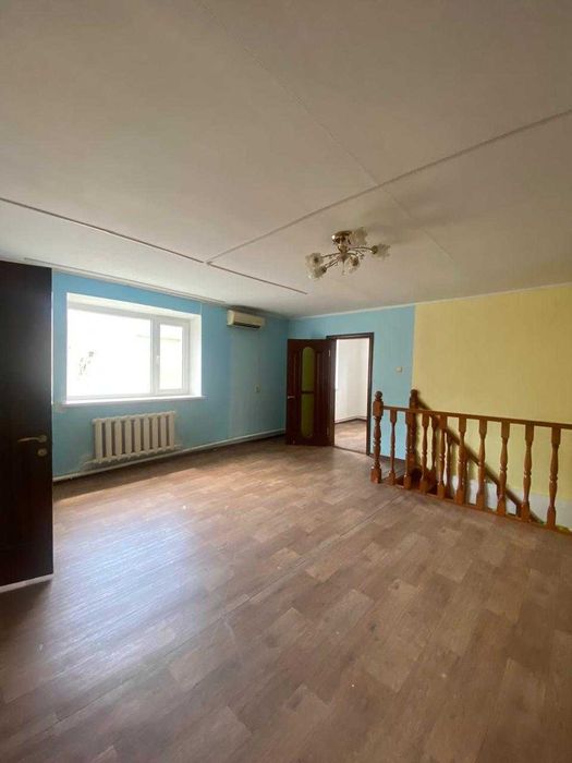 Продам добротный 4-комнатный дом в тихом районе - Widok 4