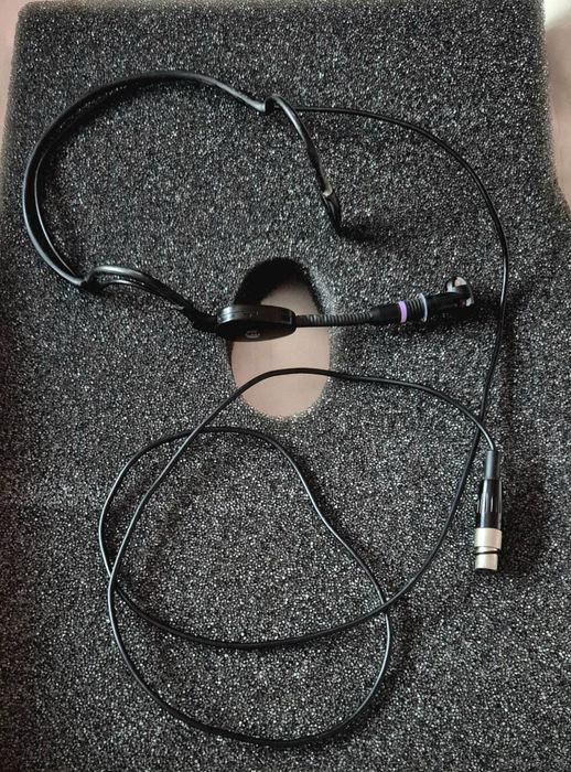 Безжичен микрофон AKG PT40 Flexx